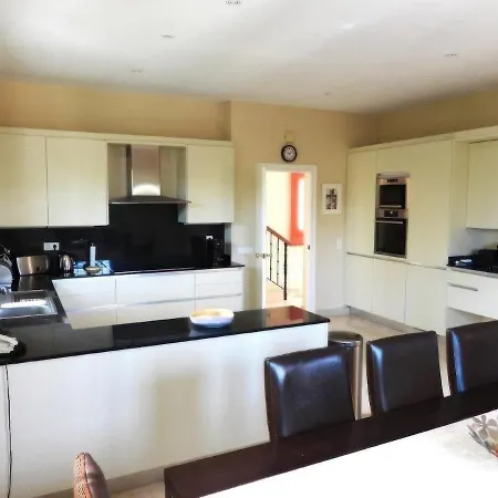 Villa Luxury At Maria In El Paraiso Spain Estepona