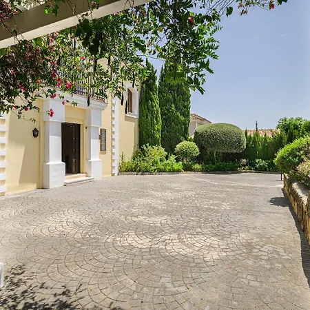 Villa Luxury At Maria In El Paraiso Spain Estepona