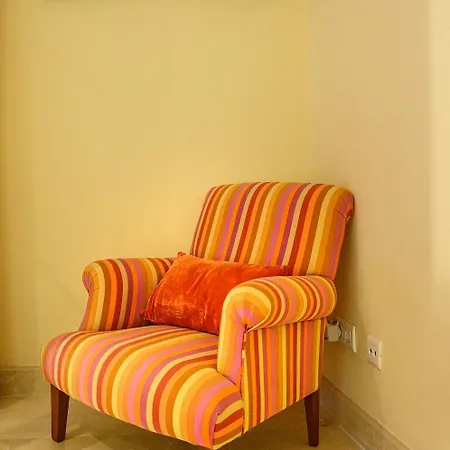 Luxury At Maria In El Paraiso Spain Villa *