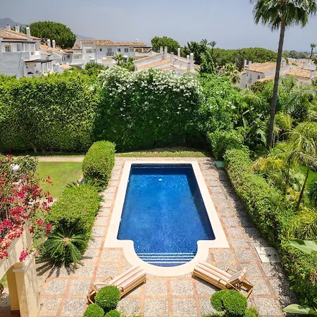 Luxury At Maria In El Paraiso Spain