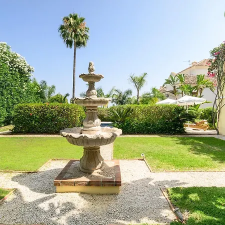 Luxury At Maria In El Paraiso Spain *
