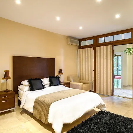Luxury At Maria In El Paraiso Spain *
