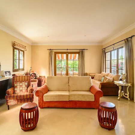Luxury At Maria In El Paraiso Spain Villa *